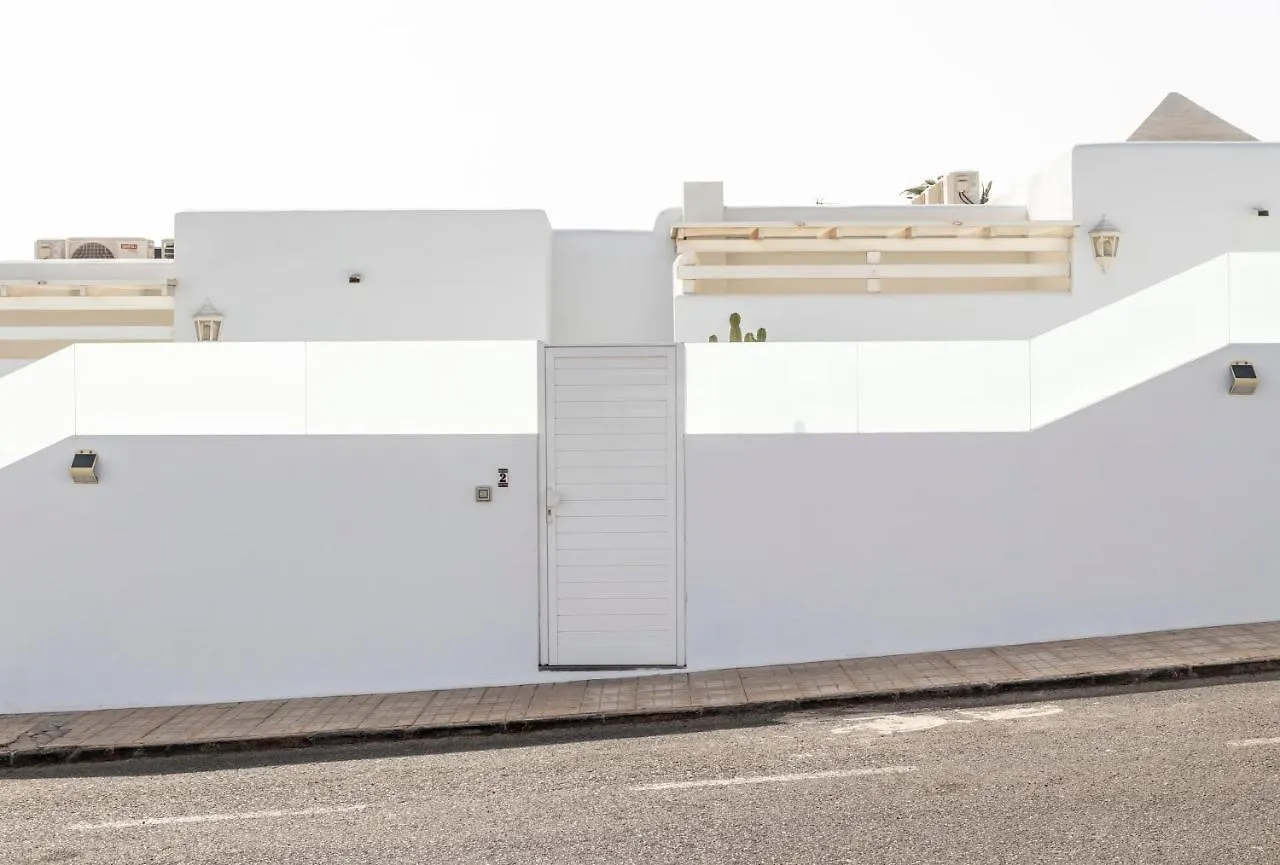 Apartment Flower Beach Lanzarote Playa Honda  Spain